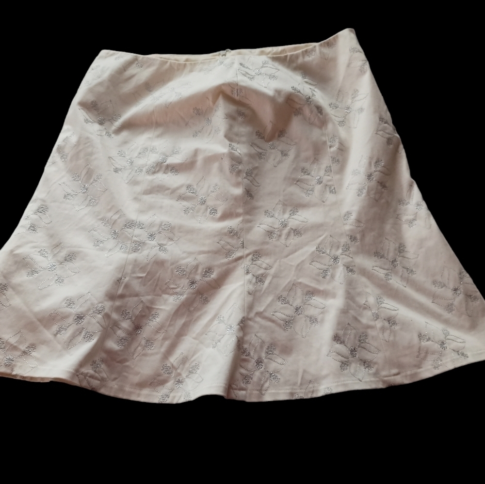 Apostrophe skirt